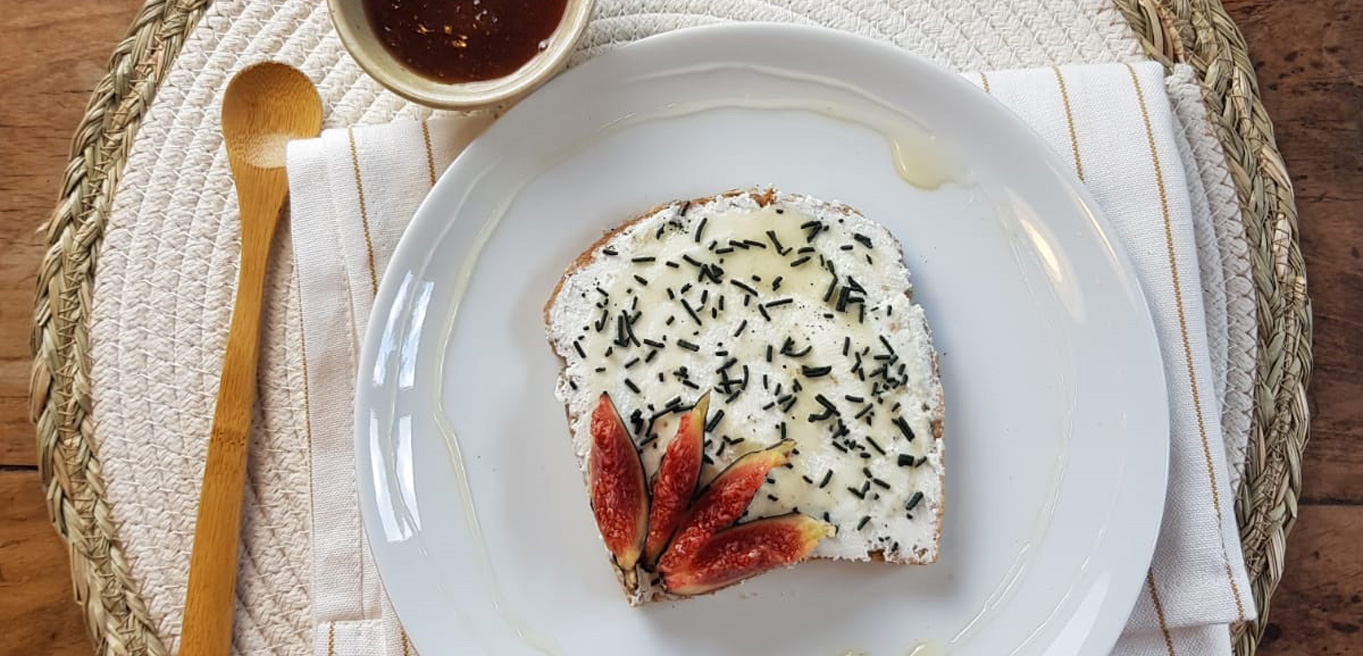 Tartine de Figue, Chèvre et Miel